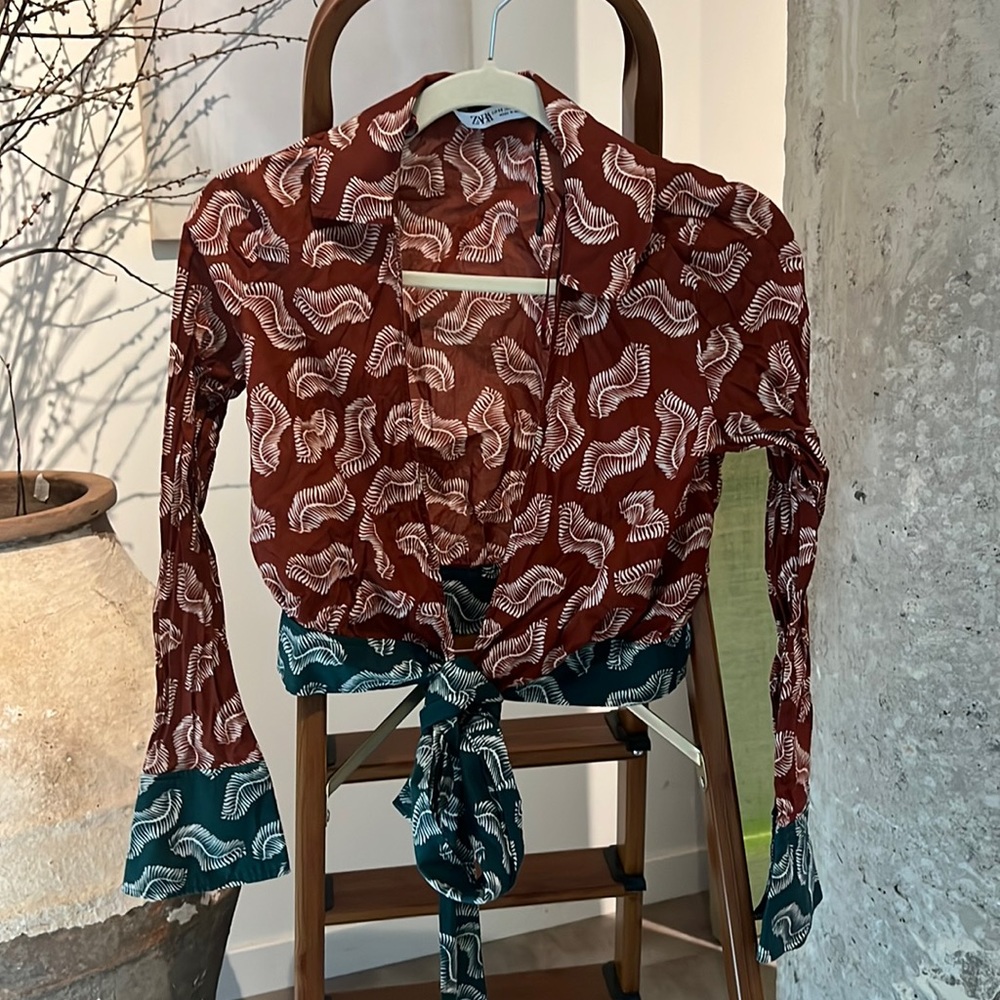 Cropped summer top
